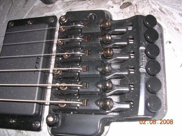 Ibanez Edge