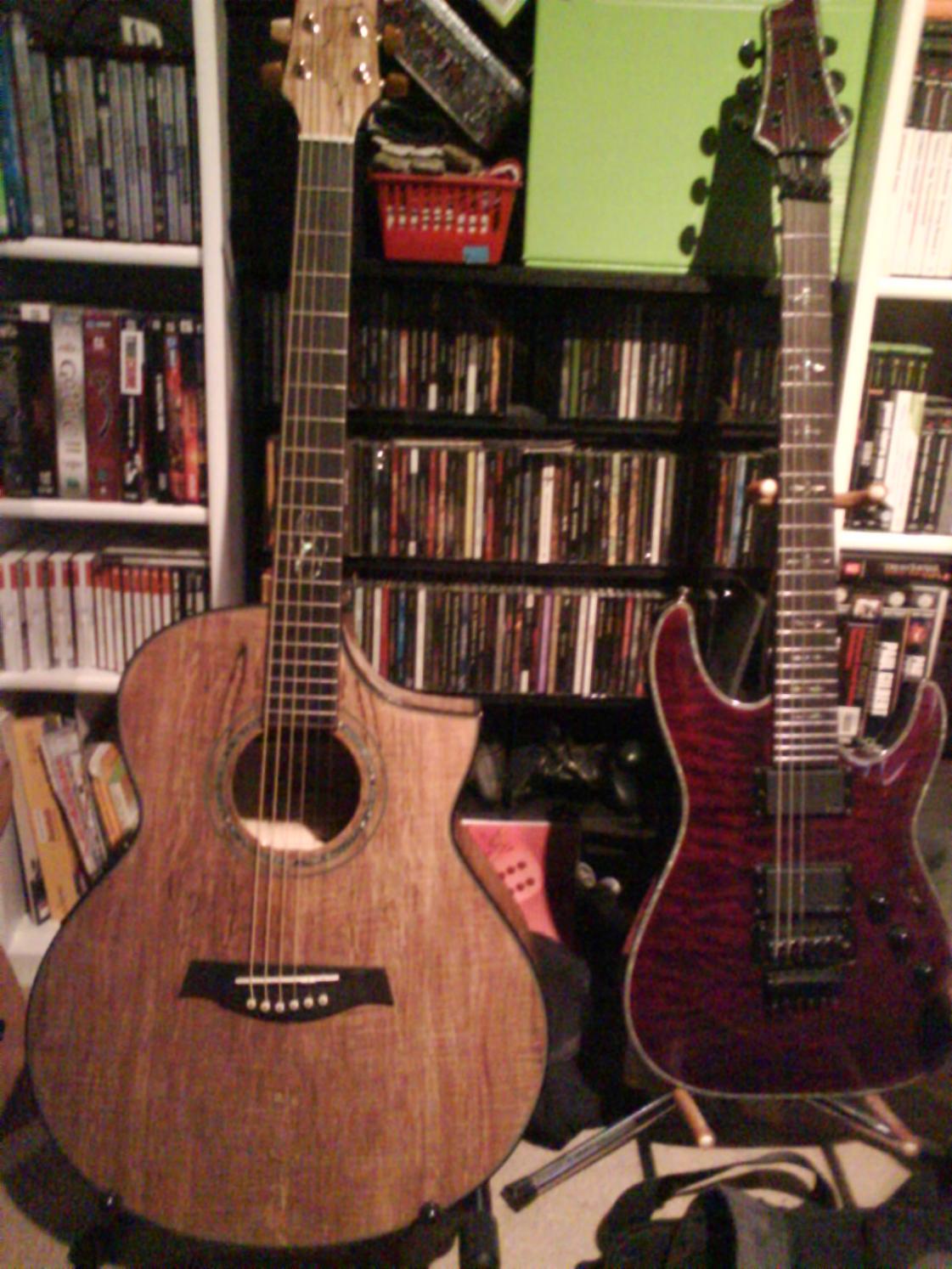 Ibanez ew-50 + Schecter Hellraiser C-1 FR