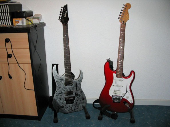 Ibanez RG2620 Prestige CBK (2006), Fender Richie Sambora Mexico CAR (2000)