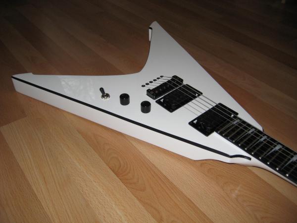 Ibanez VBT700 WH