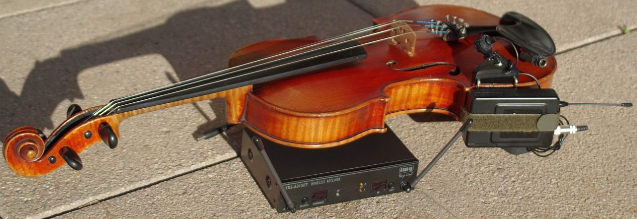 IMG StageLine TXS-631SET an der Geige