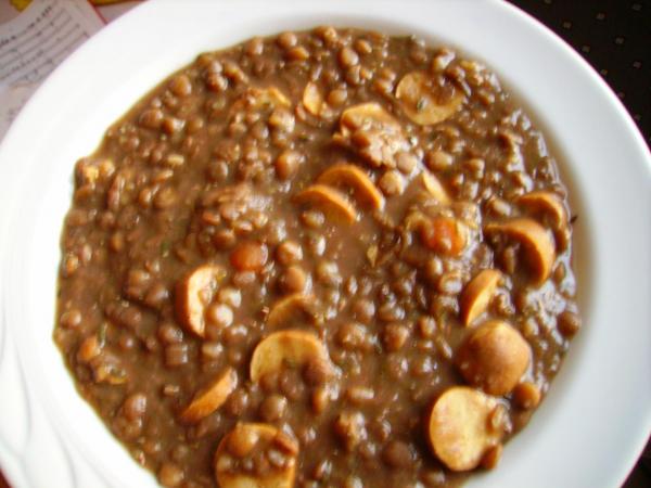 Linseneintopf mit Tofu-Wiener