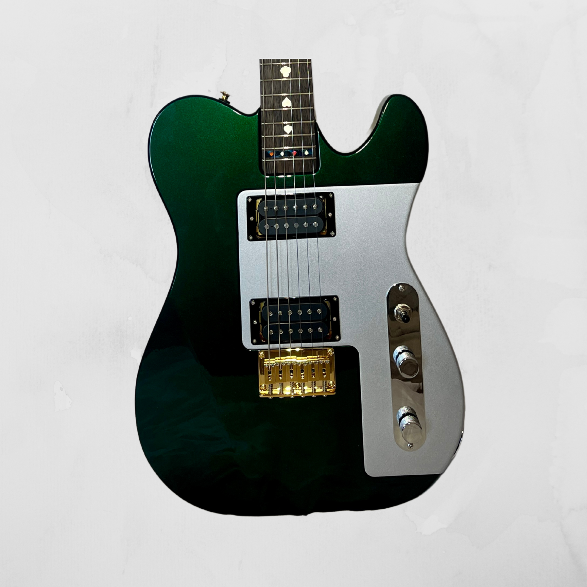 MagTone Custom-T – Frontansicht mit Modul und Dual-Humbuckern
