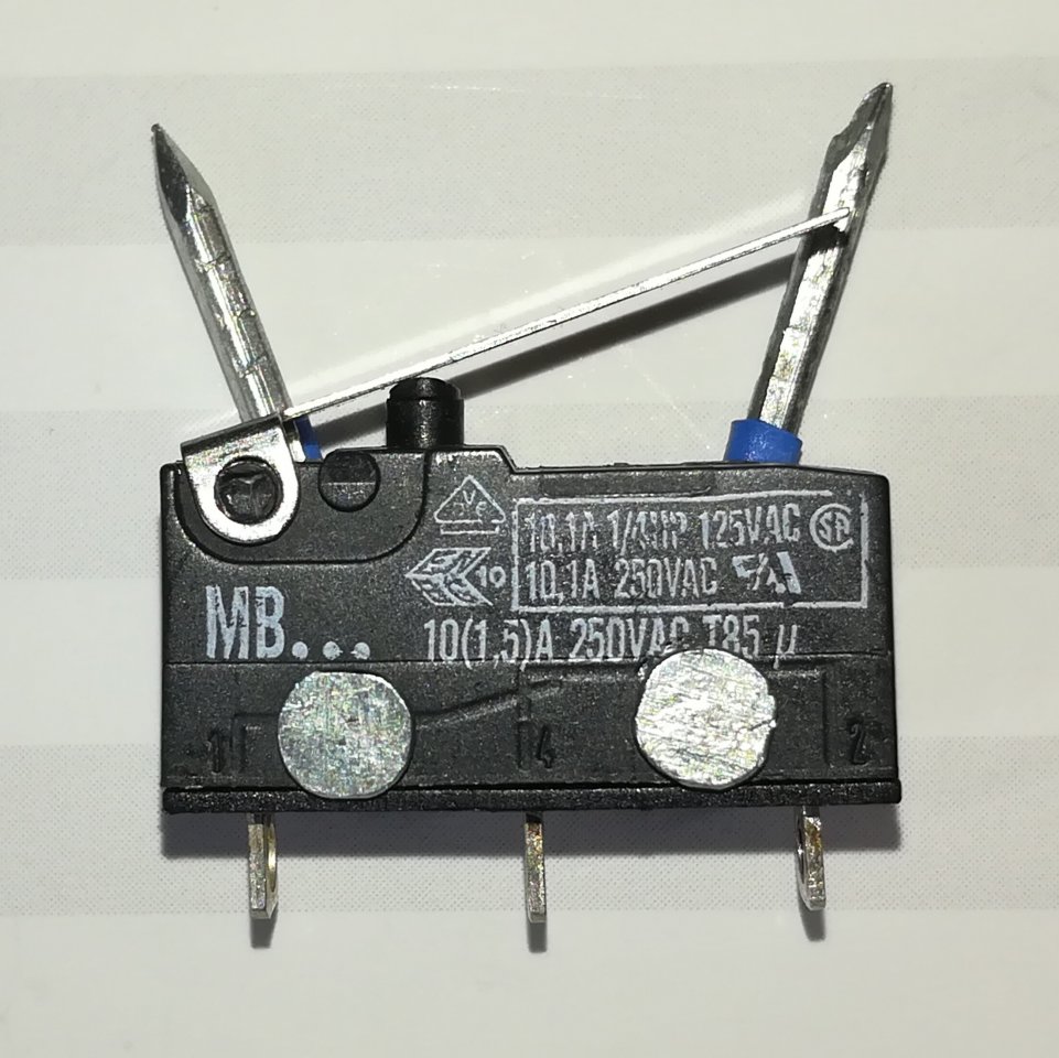 Microschalter mit Befestigungs-Nägeln