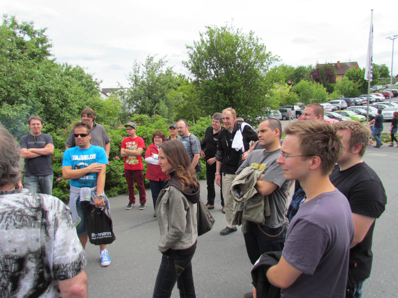 Musiker-Boarder und Boarderinnen.