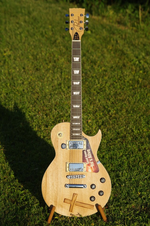 Paulus - die Worship-Gitarre mit dem gewissen Etwas