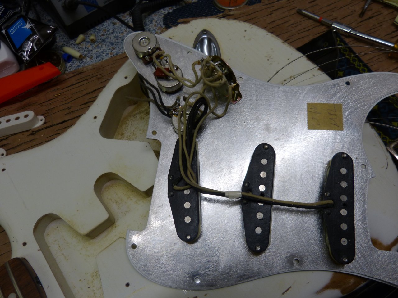 Pickguard von hinten
