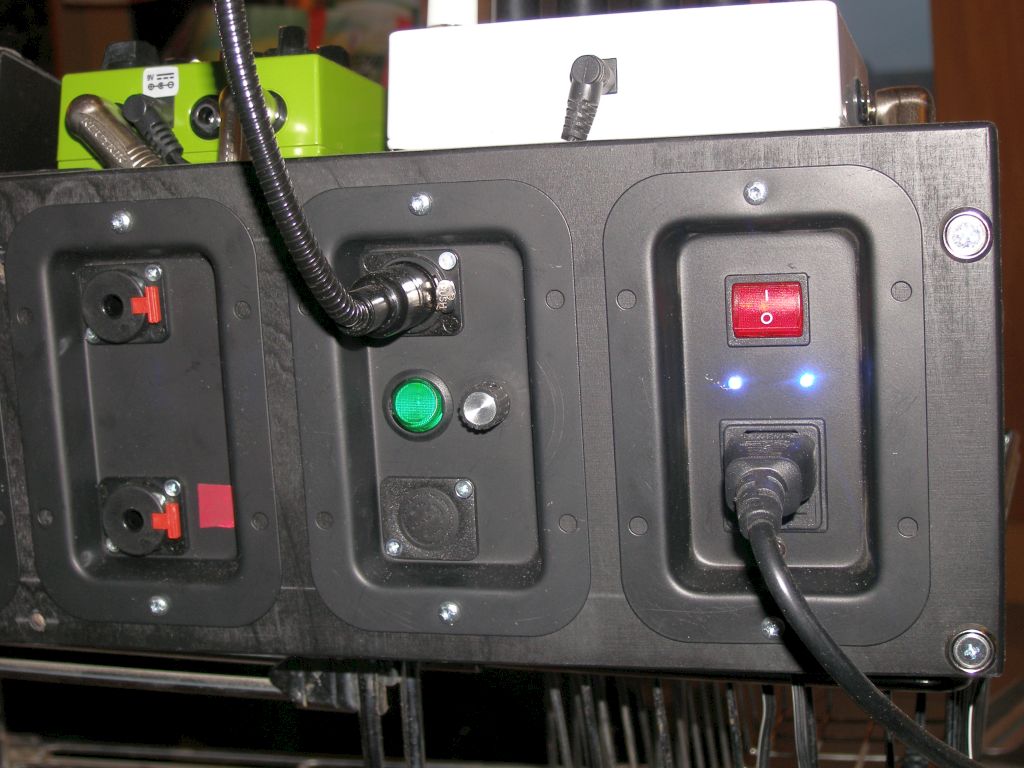 Powerblock und Flutlicht ON II