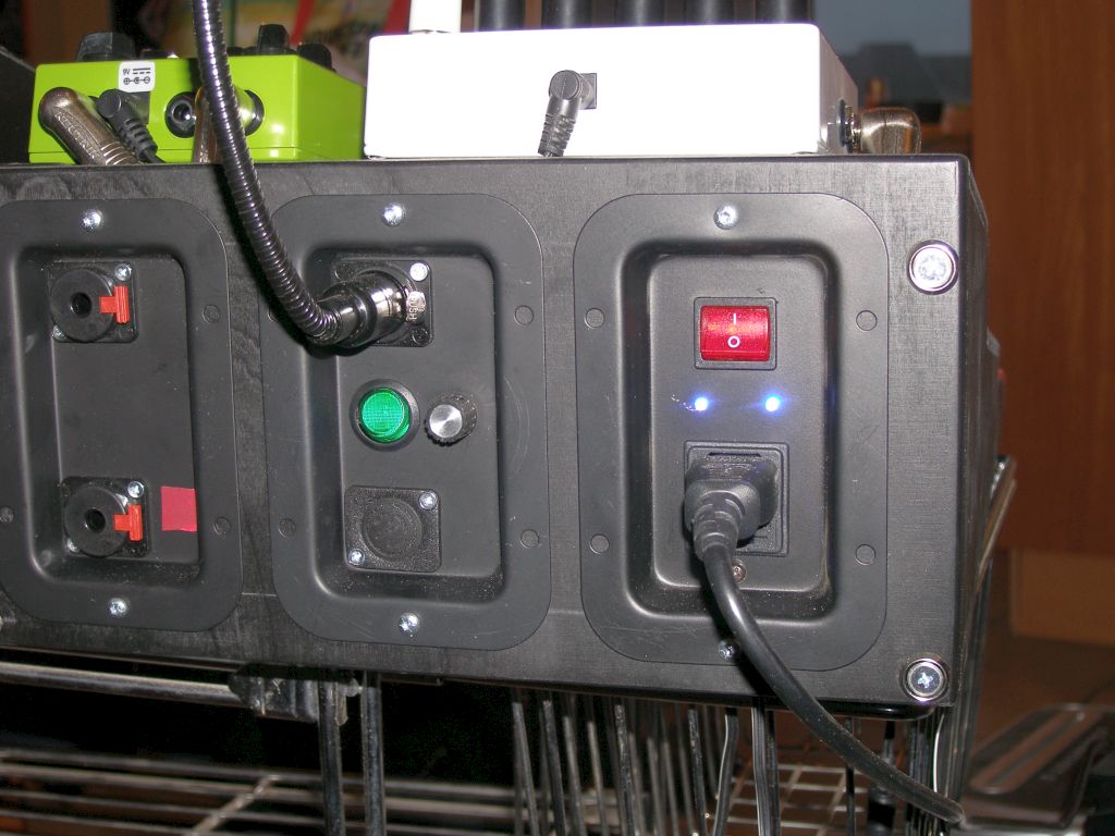 Powerblock und Flutlicht ON