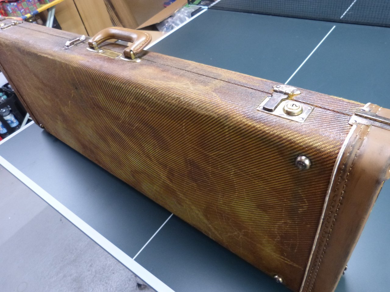 relic tweed case