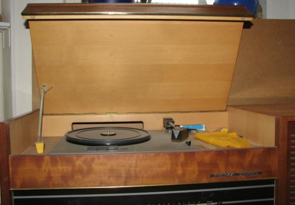 REMA Plattenspieler