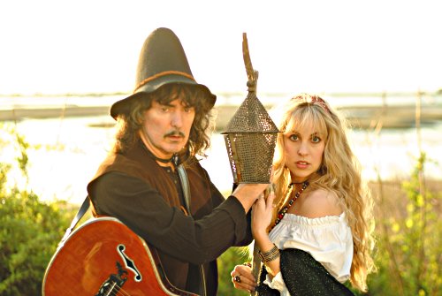 Ritchie Blackmore & Candice Night

oder

Blackmore's Night