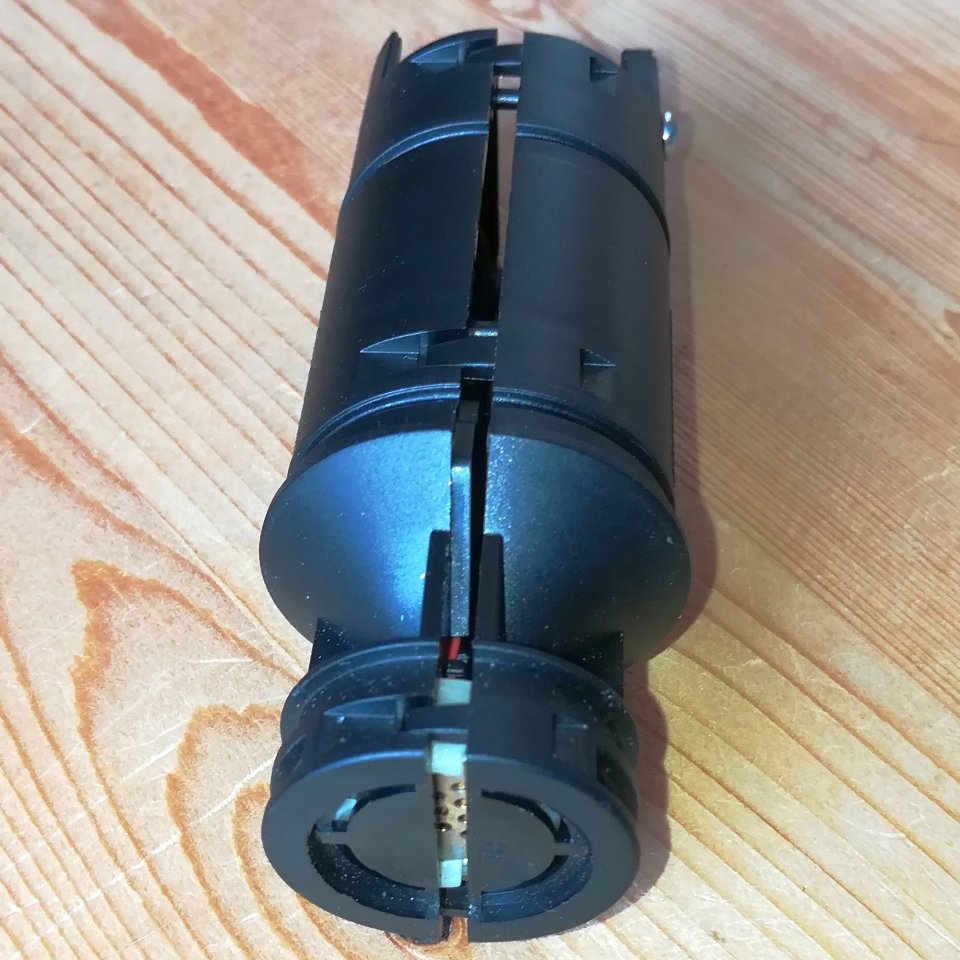 Sennheiser e865-Kapsel aus ew100 geöffnet