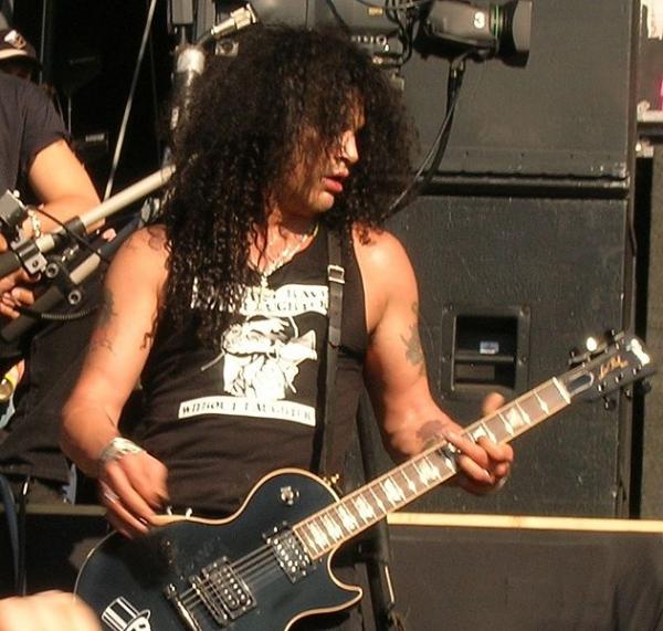 Slash live