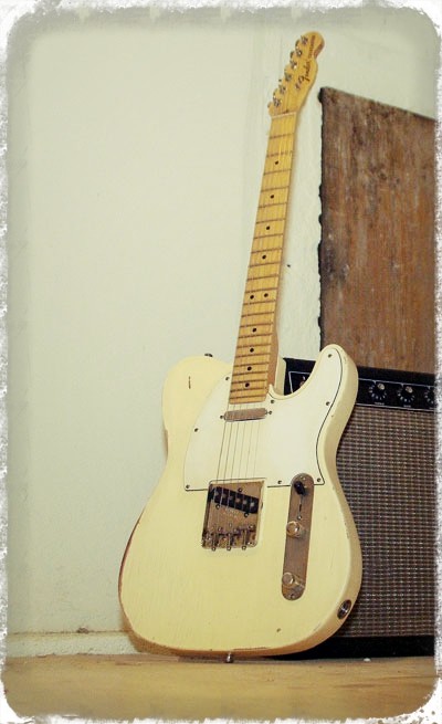 Tele
