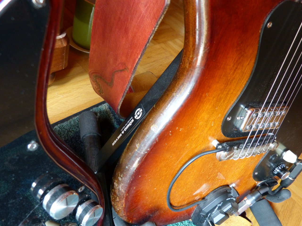 vintage epiphones