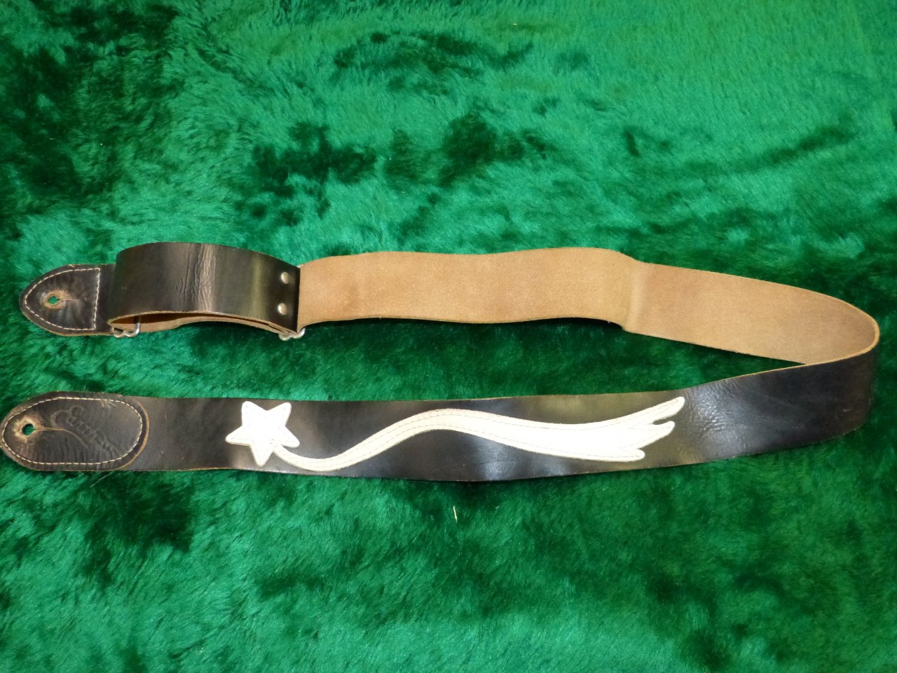 vintage guitar strap earth 3