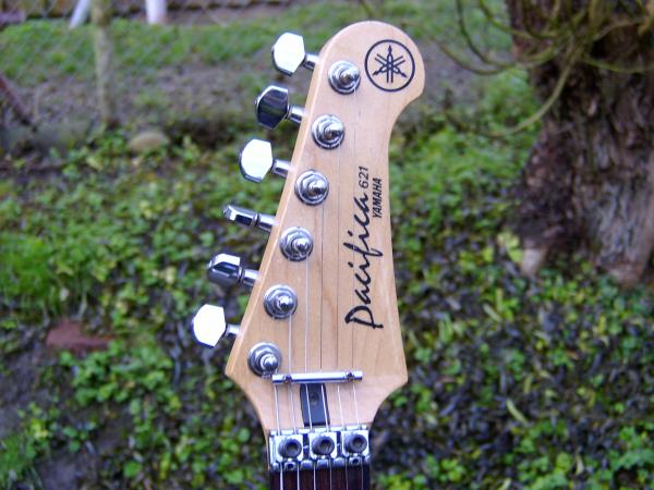 Yamaha Pacifica 621 Headstock