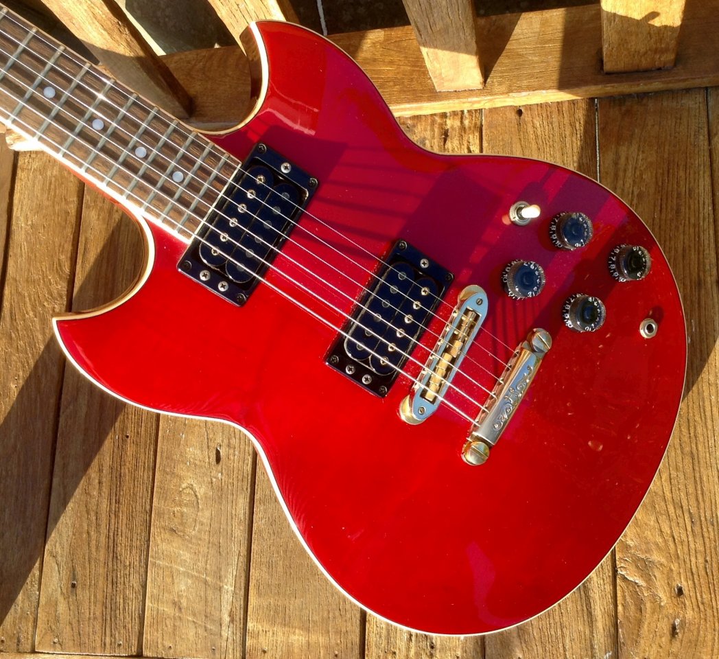 Yamaha SG400, 1983