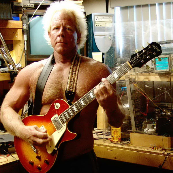 LesPaul1b.jpg