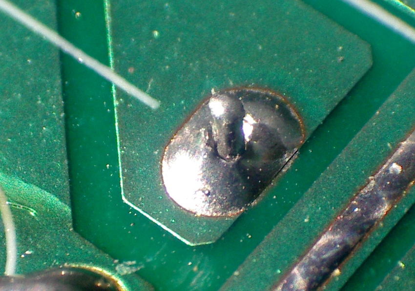 Cold_solder_joint2.jpg