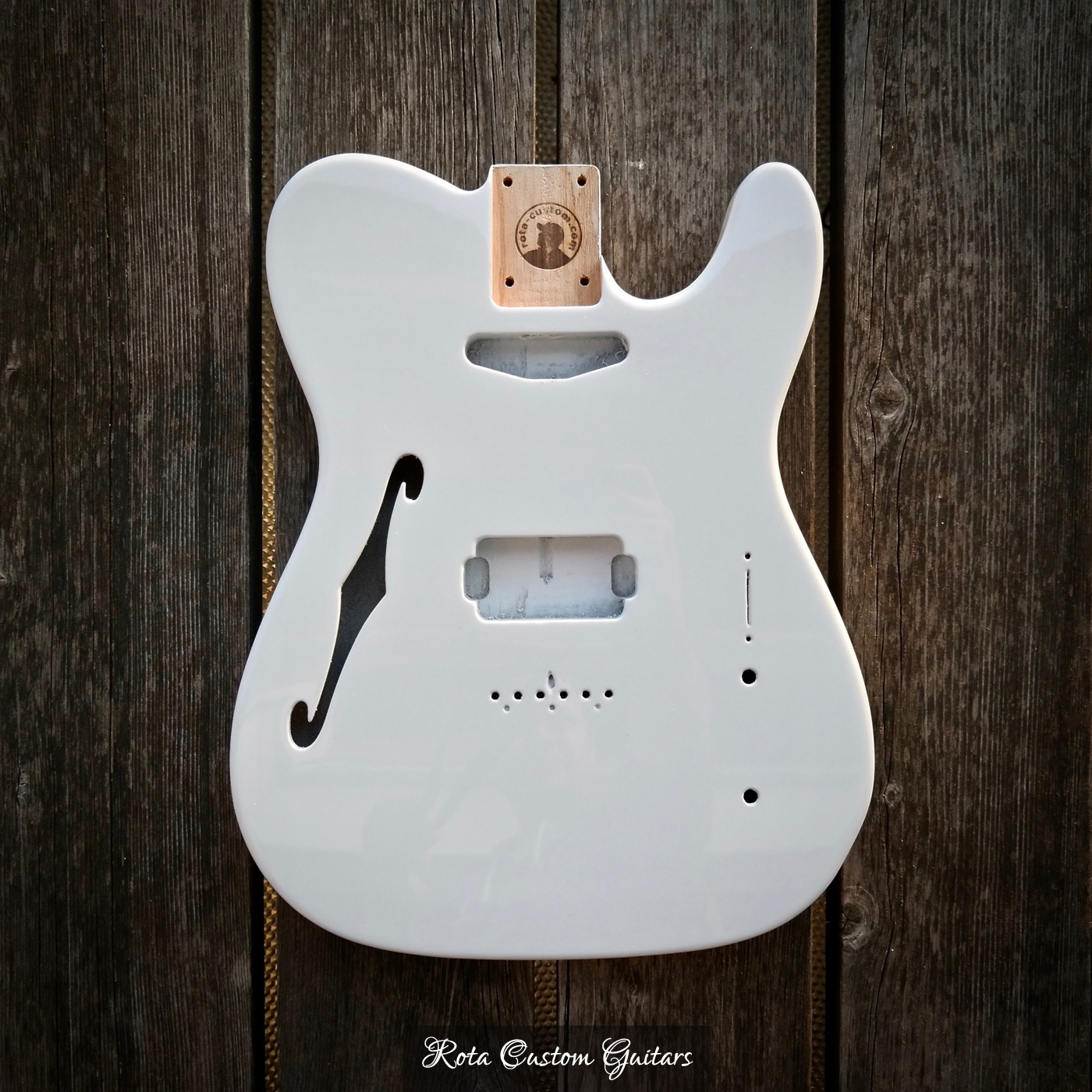 Thinline-Tele-HS-weiss-1.jpg