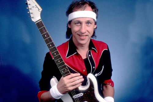 600full-mark-knopfler.jpg