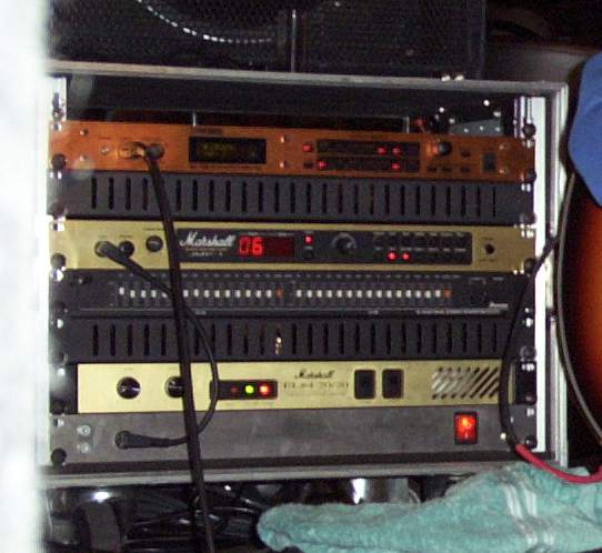 rack200202.jpg
