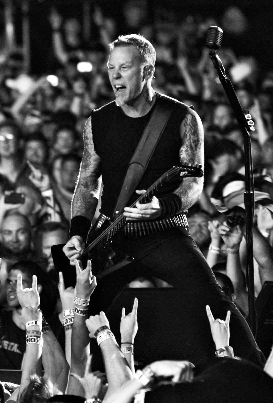 James-james-hetfield-32502944-1092-1608.jpg
