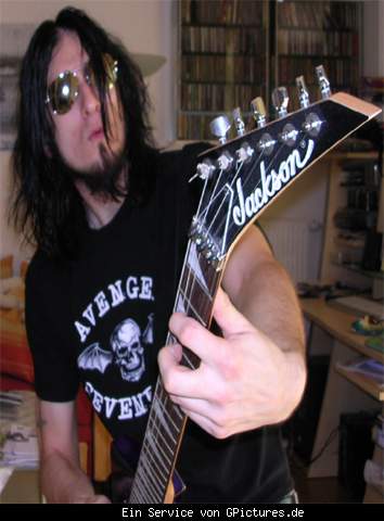 poser1.jpg