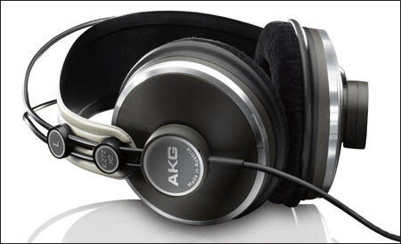 akg_k272_headphones.jpg