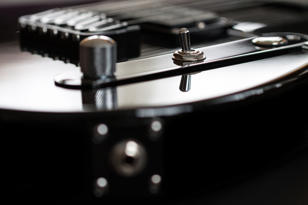fender_tele_terminal.jpg