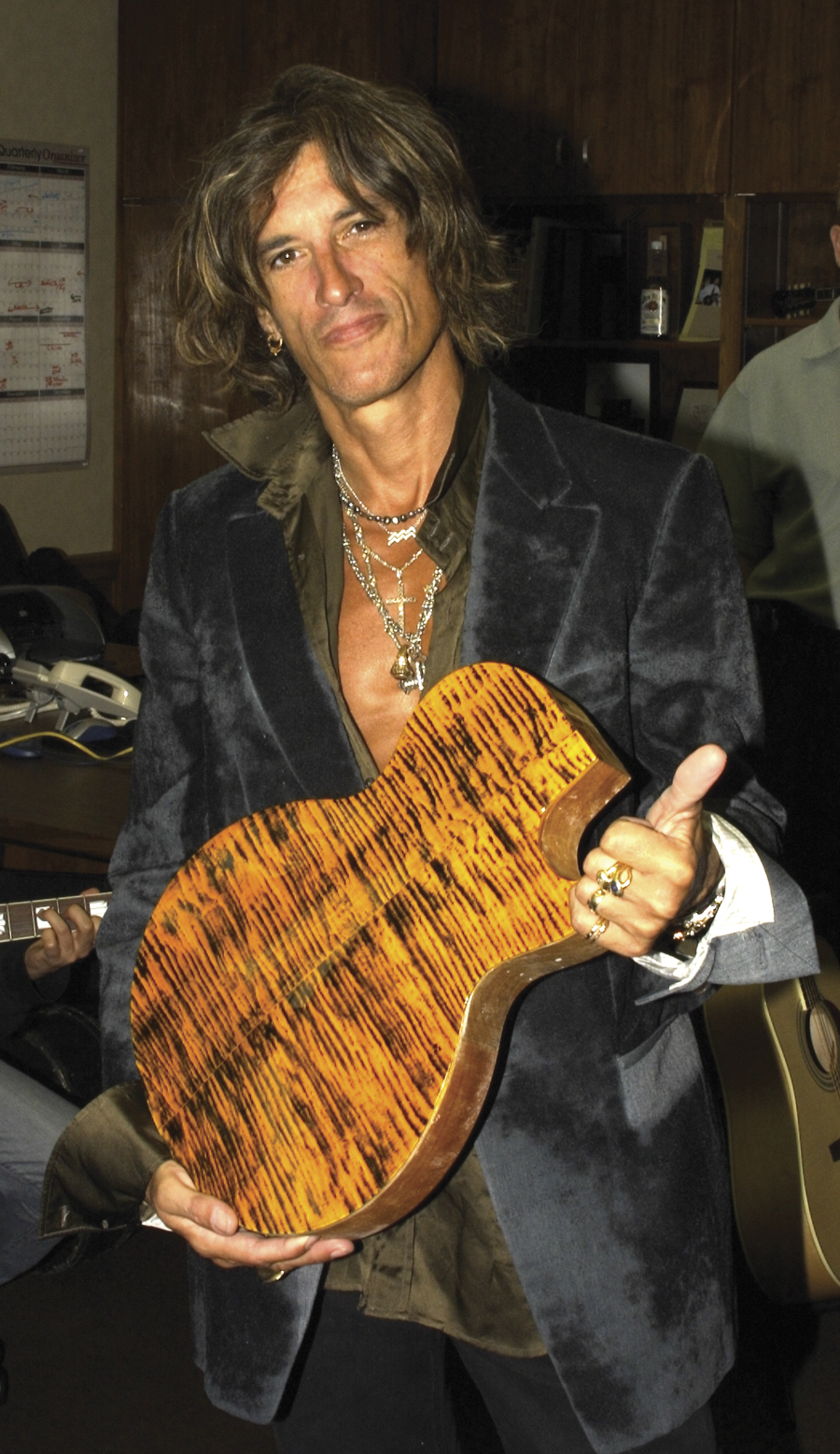 PR_JoePerry.jpg