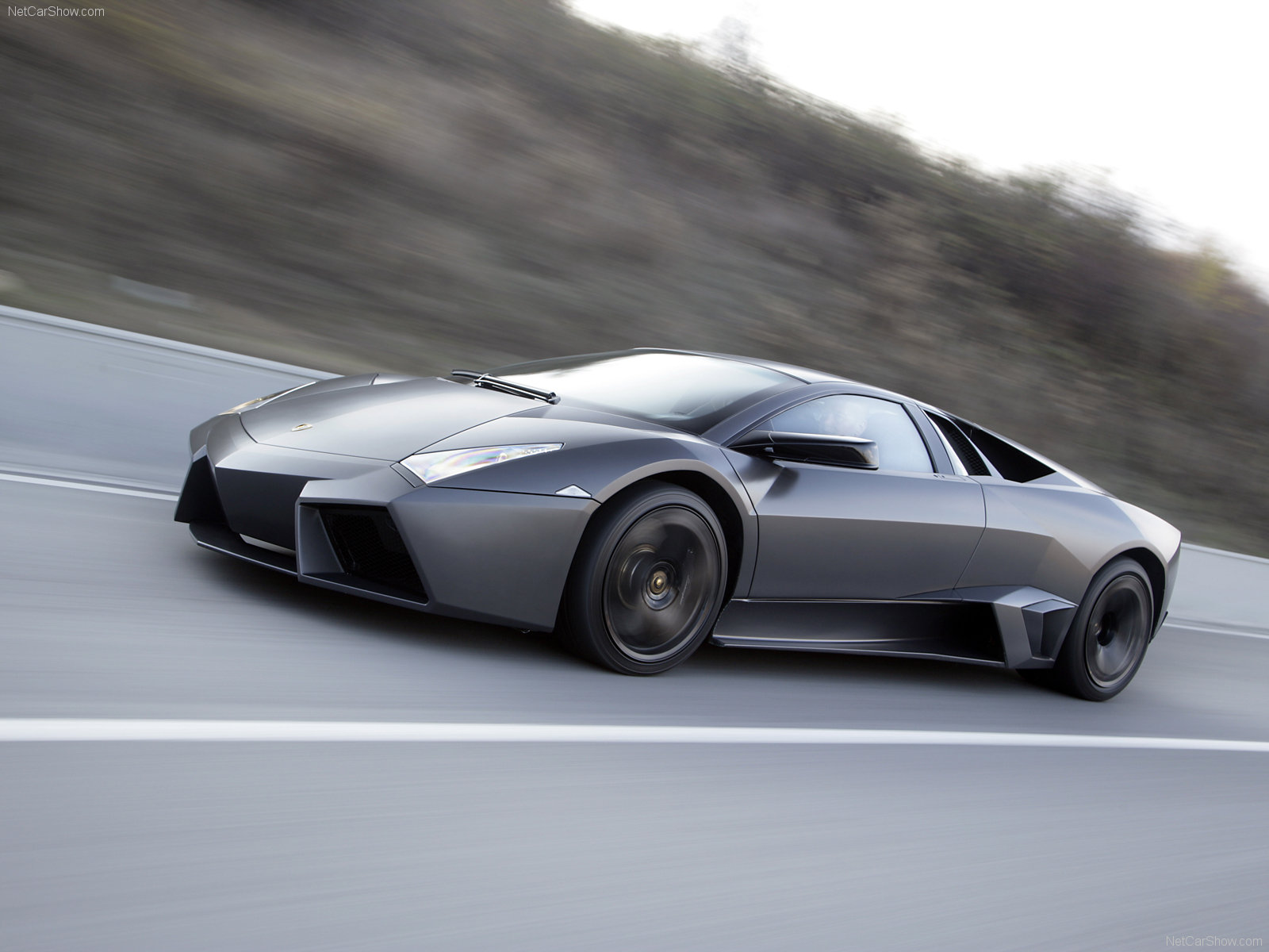 Lamborghini-Reventon_mp28_pic_53649.jpg
