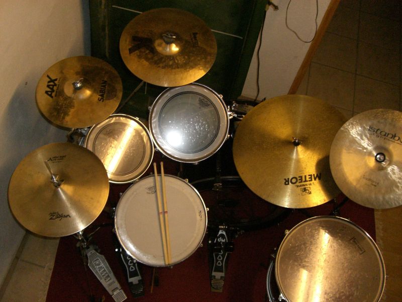 drums1.jpg