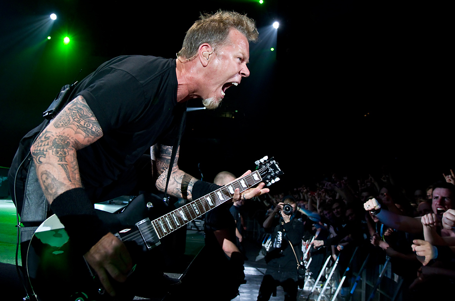 metallica-13042010-18.jpg