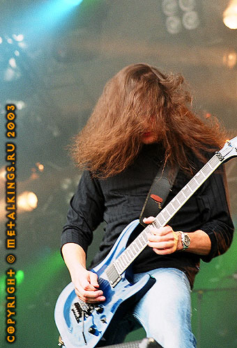 edguy-120703-18.jpg
