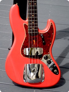 fender-Jazz-Bass-1961-Fiesta-Red-big.jpg