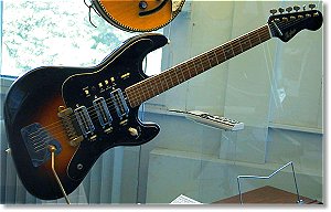 Hoefner_GItarre.jpg
