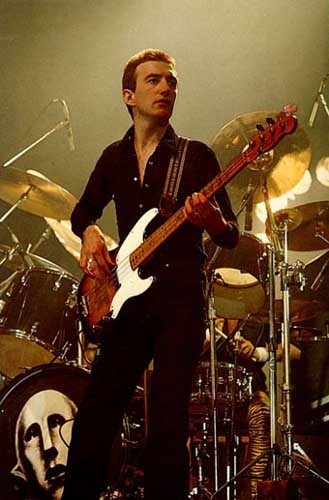 John-Deacon-john-deacon-29626325-329-500.jpg