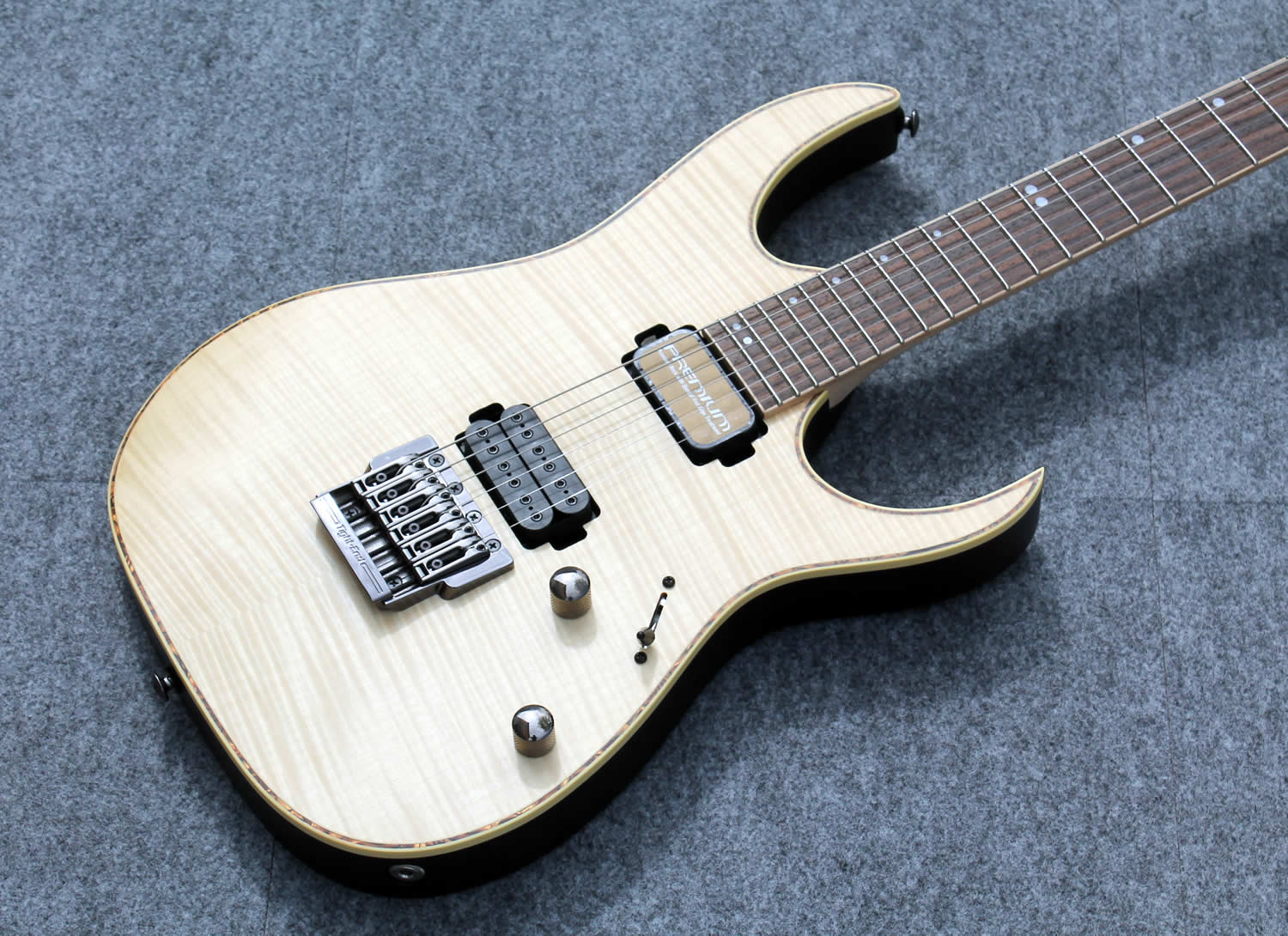 ibanez_premium_rg721.jpg