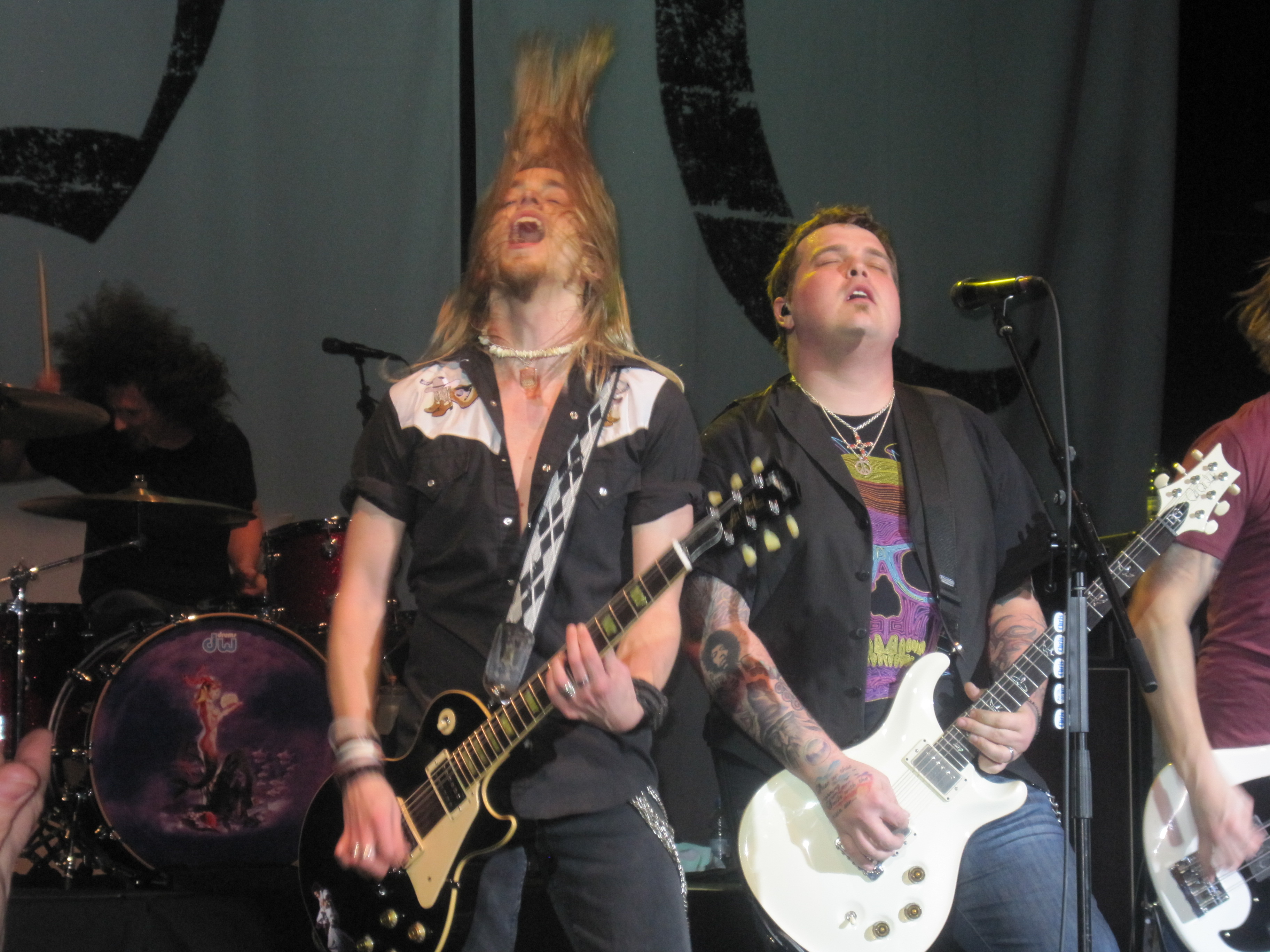 Black_Stone_Cherry,_Newcastle,_03-19-2012.jpg