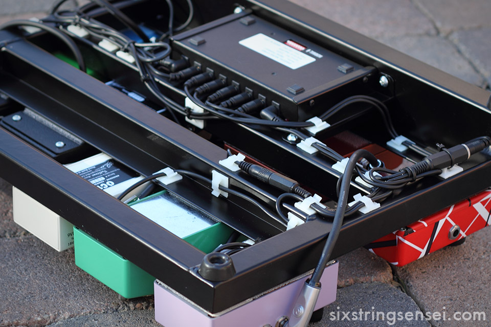 pedalboard_power_supply_960px.jpg