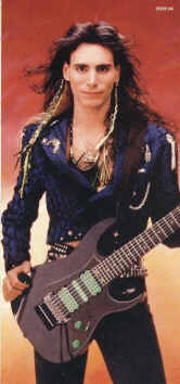 Steve_Vai_mit_UV7BK.jpg