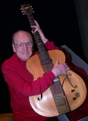 813-Les_Paul_log.jpg