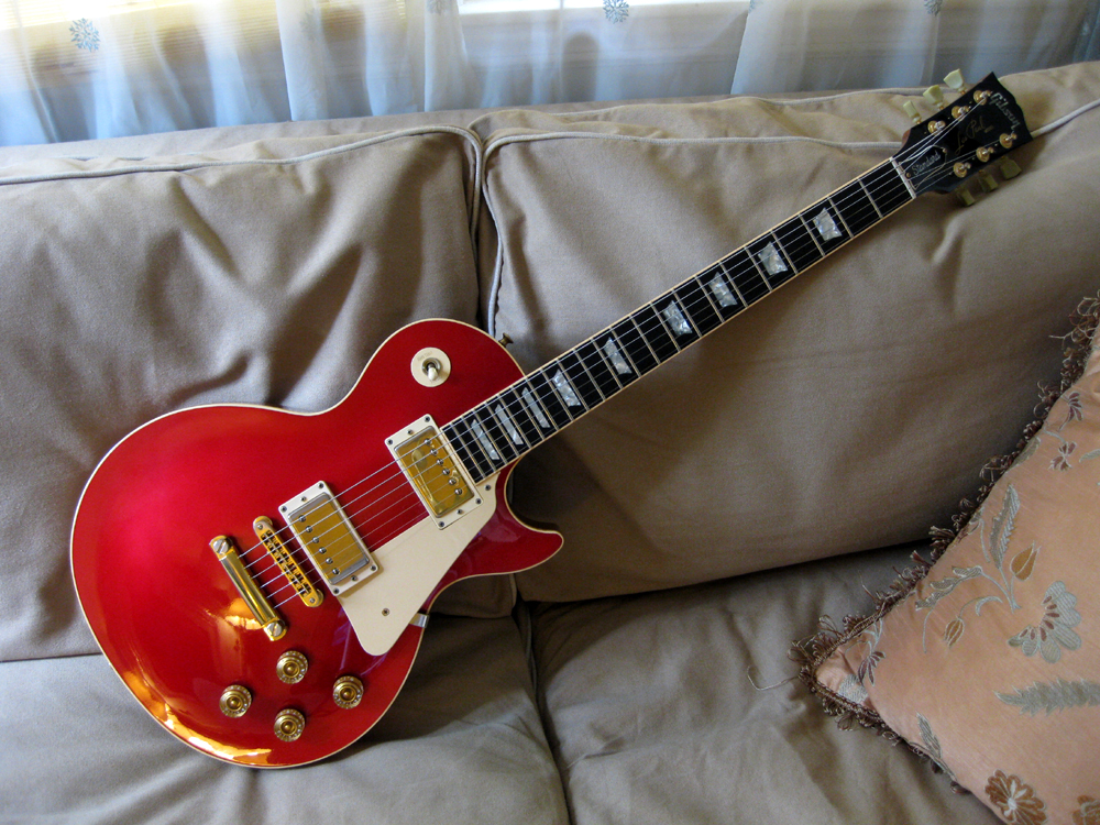 w93Gibson_RedTop-001.jpg