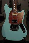 TN_Fender_Kurt_Cobain_Mustang_RW_SB_2.jpg