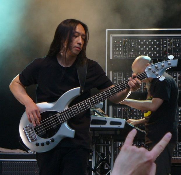 9428852_621pxJohn_Myung3_H.jpg