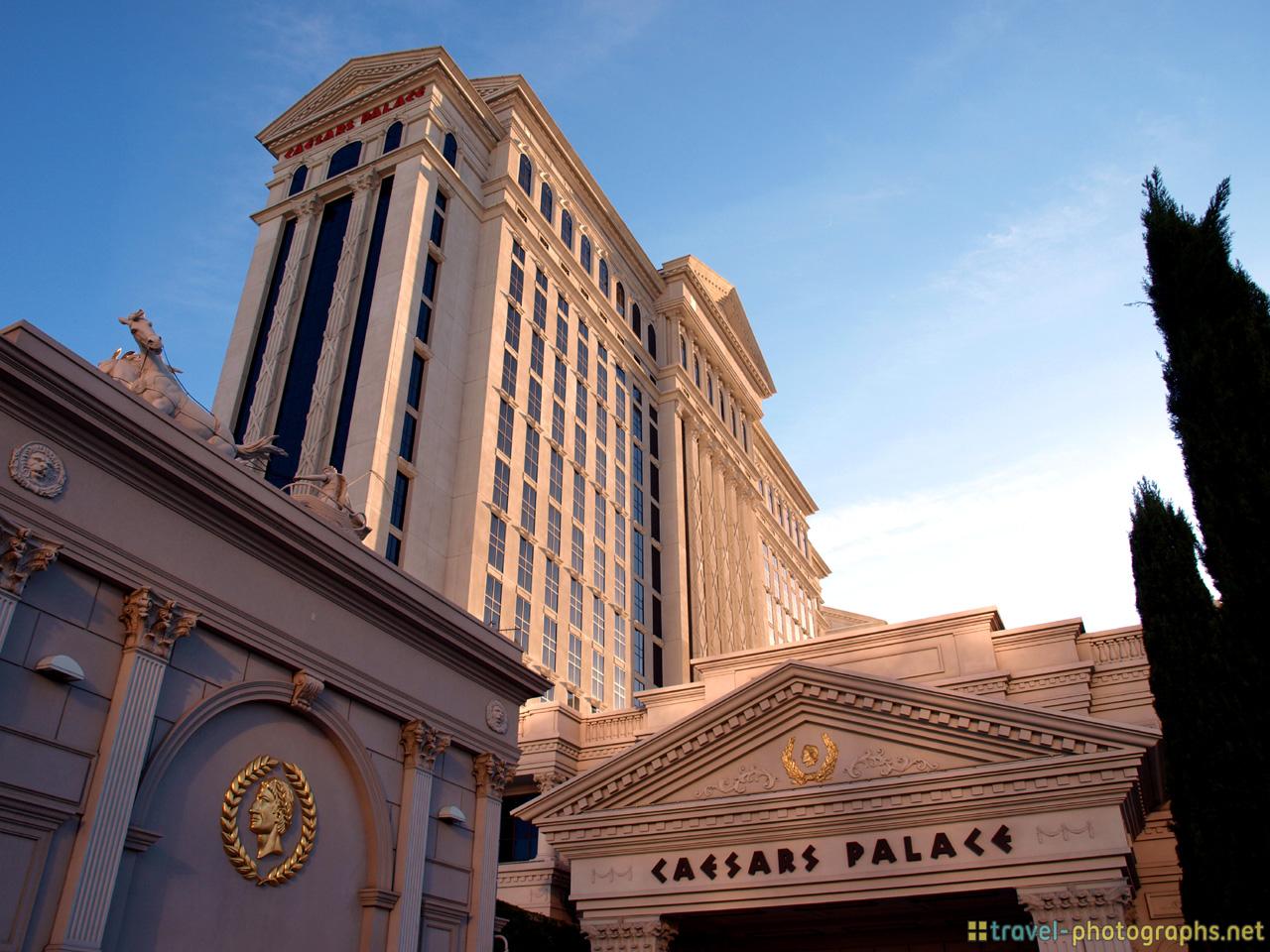 las-vegas-photos-caesars-palace-tower.jpg