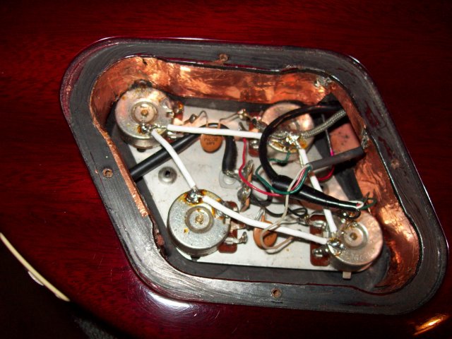LP_Wiring_Cavity.jpg